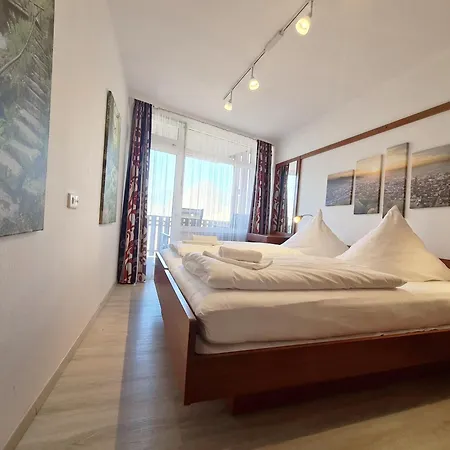 App 1103 - Mit Der Kuckucksuhr, Mit Indoorpool, 4*